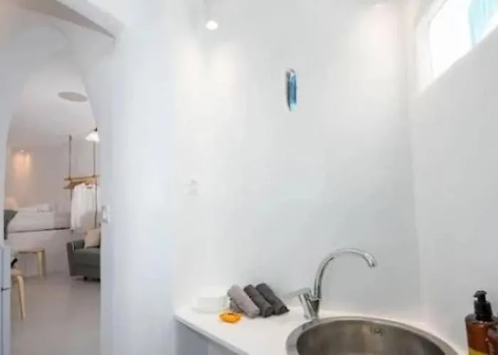 Florance & 3* Mykonos Town