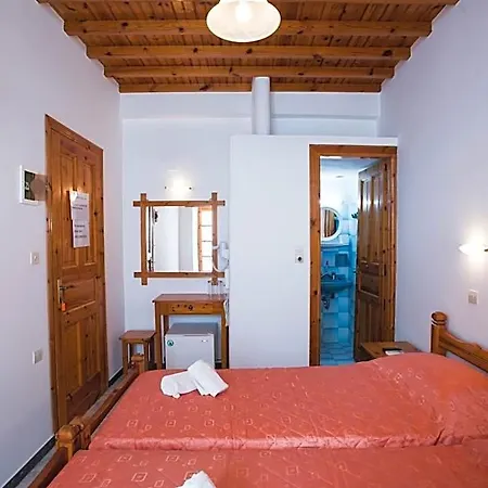 Florance & 4* Mykonos Town