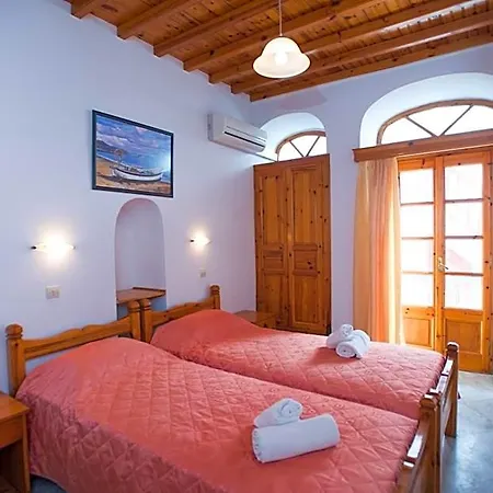 Florance & 4* Mykonos Town