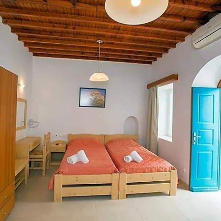 Florance & Ξενοδοχείο με διαμερίσματα 4*